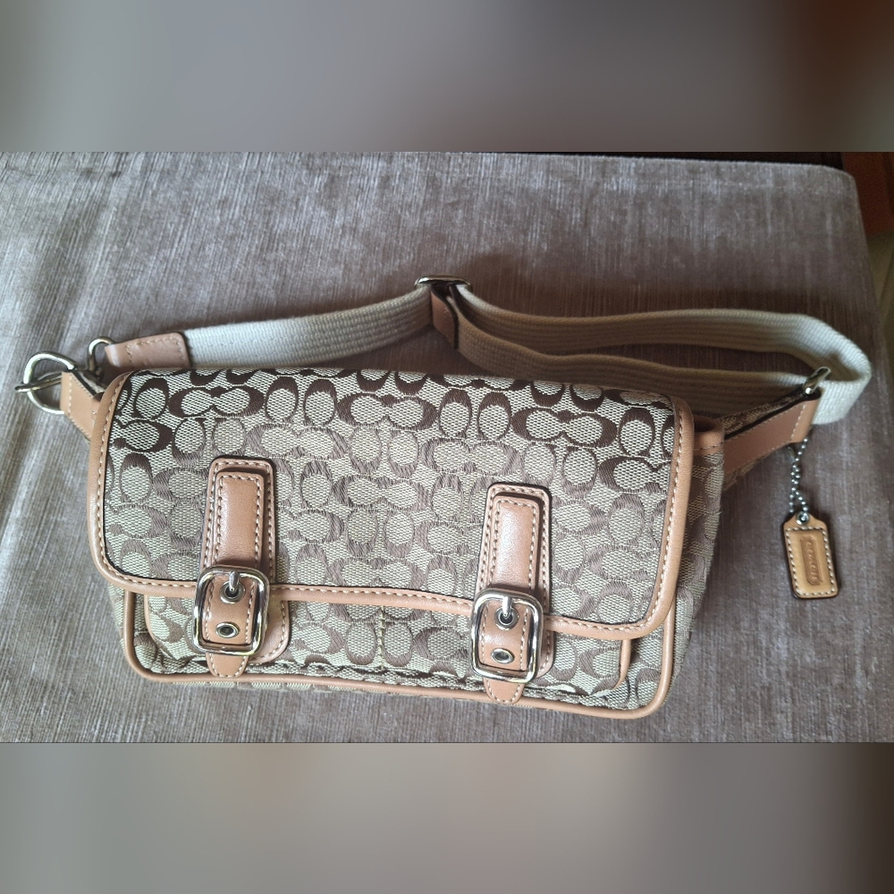 Stylish Coach Fanny Pack